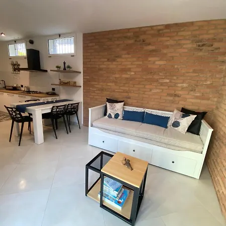 Anagiulia Apartment